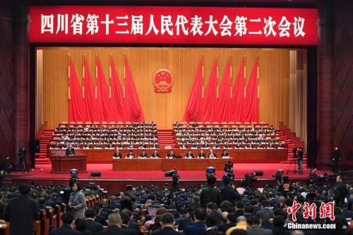 1月14日，四川省第十三屆人民代表大會(huì)第二次會(huì)議在成都開(kāi)幕。<a target='_blank'  data-cke-saved- ><p  align=