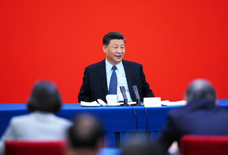 2020年5月23日，習近平總書記看望參加全國政協(xié)十三屆三次會議的經(jīng)濟界委員，并參加聯(lián)組會，聽取意見和建議。